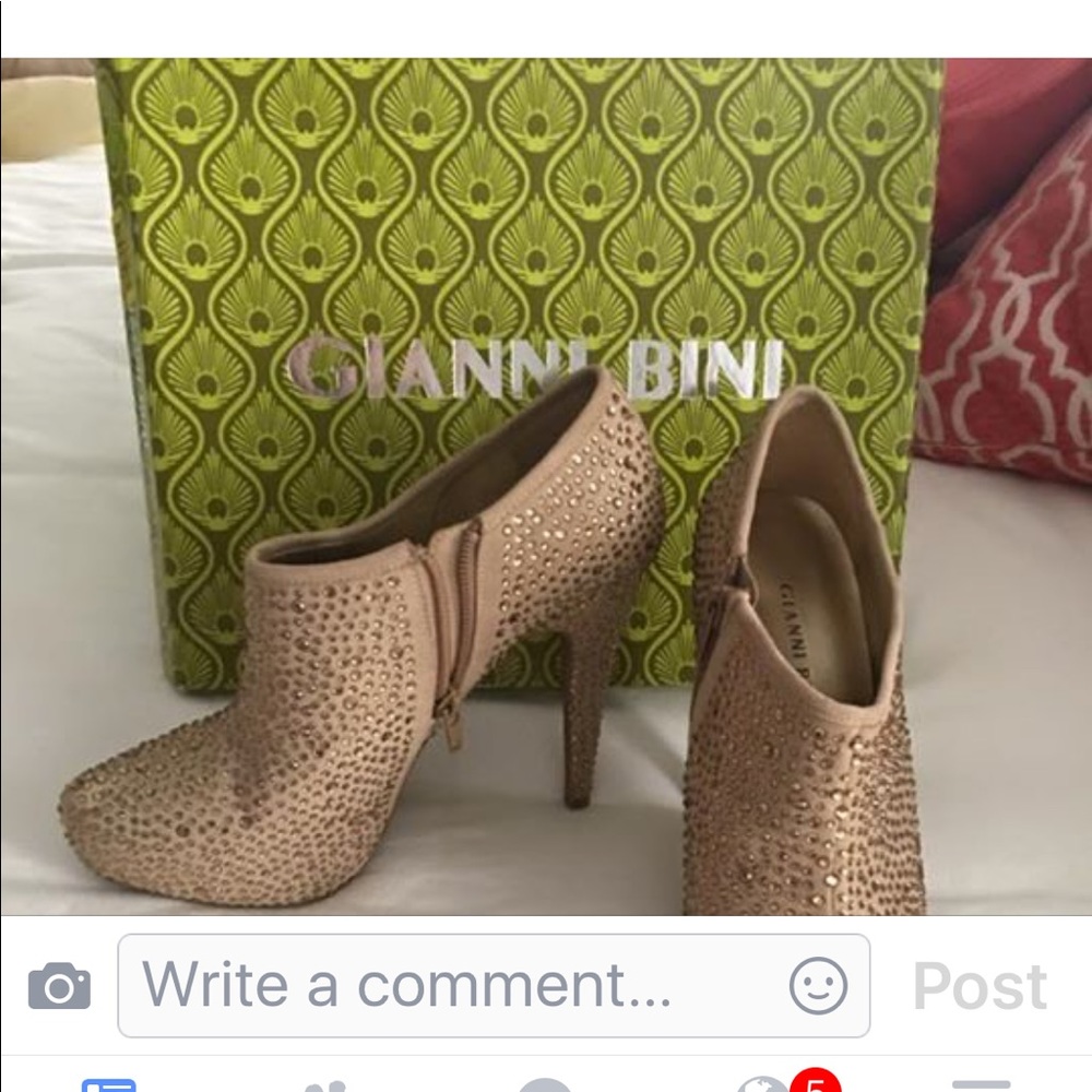 Gianni Bini gold sequined booties. Super cute!